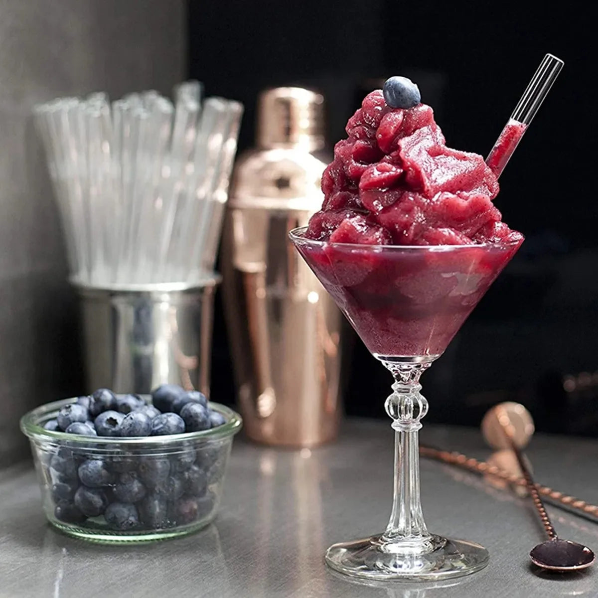 4 Pieces/Set 16cm Short Glass Straws with 2 Cleaning Brushes, Eco-Friendly Reusable Straws for Desserts, Smoothies, Milkshakes, Cocktail Whiskey Beer Straws, Bar Accessories, Mini Eggshell Cup Thermos Cup Water Cup Straws